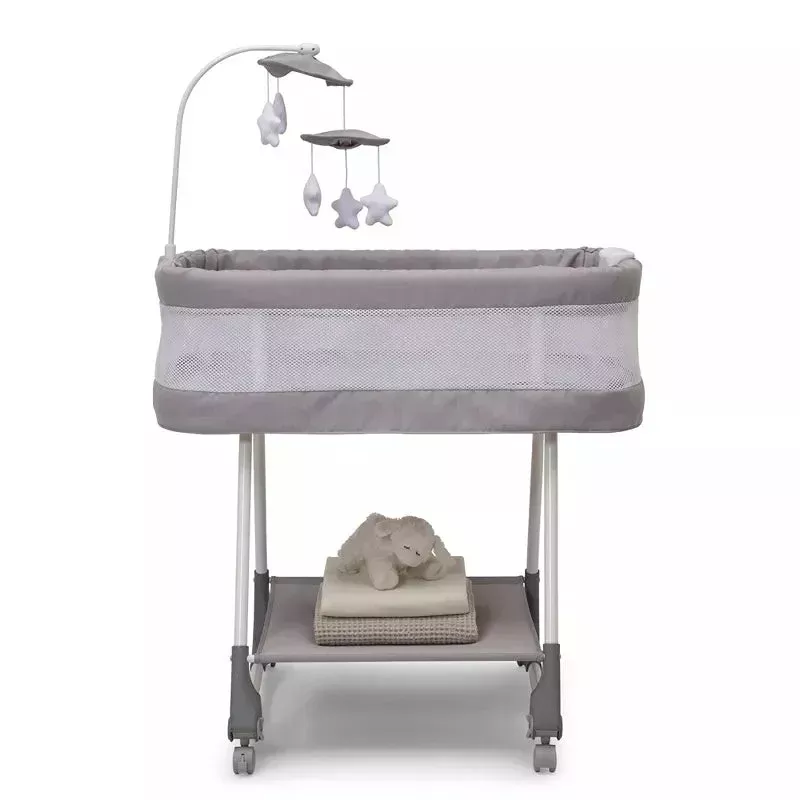 Rocking Bassinet with Airflow Mesh - Platinum